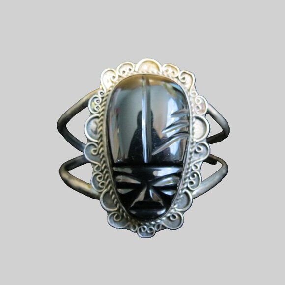 VTG Sterling Silver Black Mask Cuff Bracelet 6" 28gr & Screw Back Earrings 8gr - Picture 1 of 15